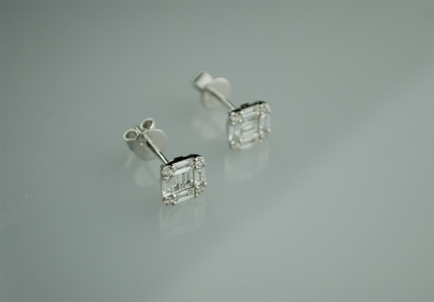 boucleoreille-diamant2nk,l2.jpg