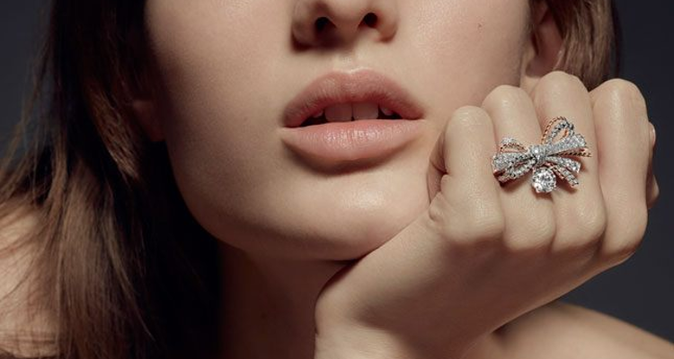 chaumet-insolence.png