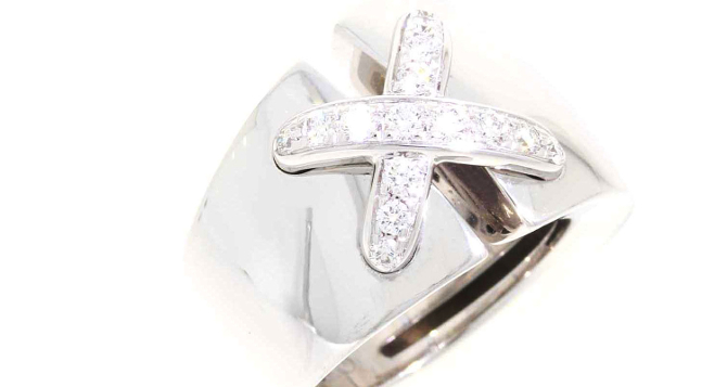 bague-chaumet-liens-croises.jpg