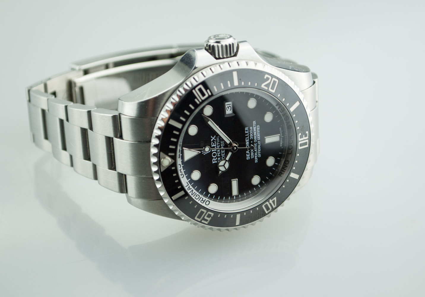 Rolex-sea-dweller1.jpg