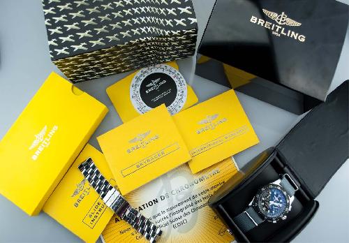 Breitling-montre1tvguybhijn1.jpg
