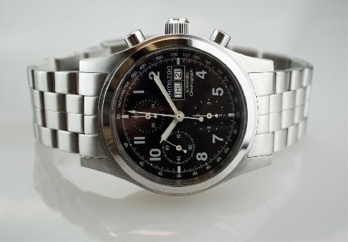 Hamilton-khaki-2.jpg