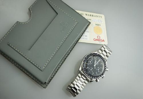 Omega-Speedmaster1a.jpg