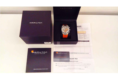 montre-hamilton-orange-documents.jpg