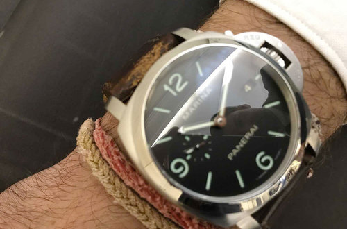 montre-panerai-luminor-poignet.jpg