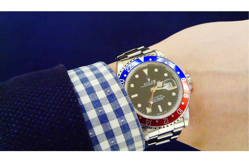 montre-rolex-gm-pepsi-poignet.jpg