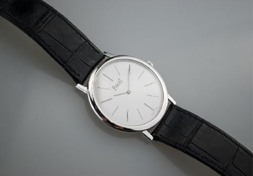 piaget-orblanc-1.jpg