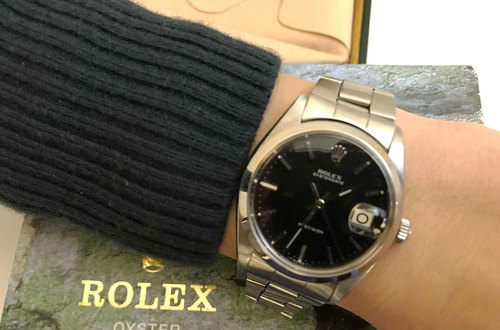 rolex-precision-noir-poignet.jpg