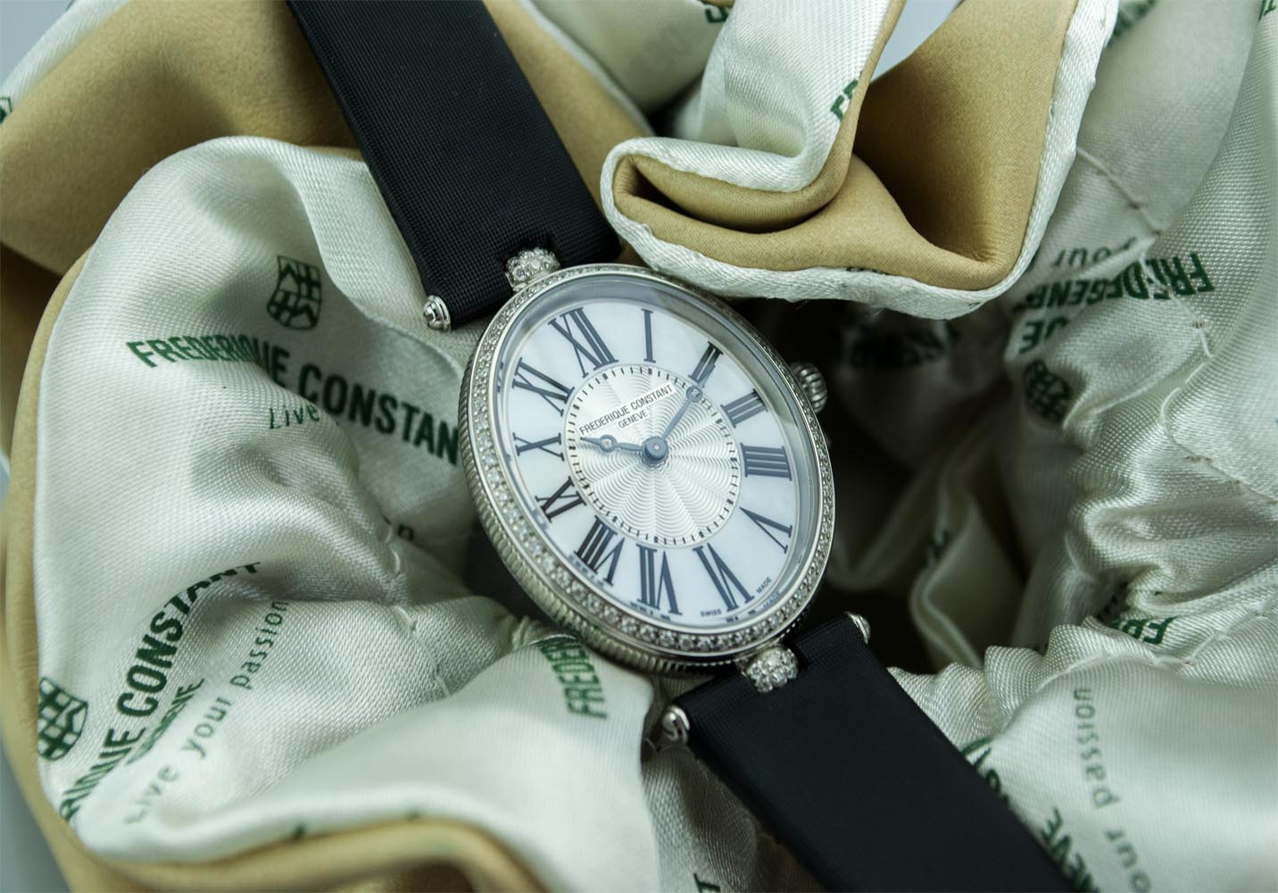 frederiqueconstant1tvhk.jpg