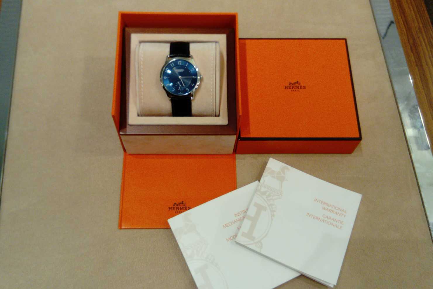 montre-hermes-slim-boite.jpg