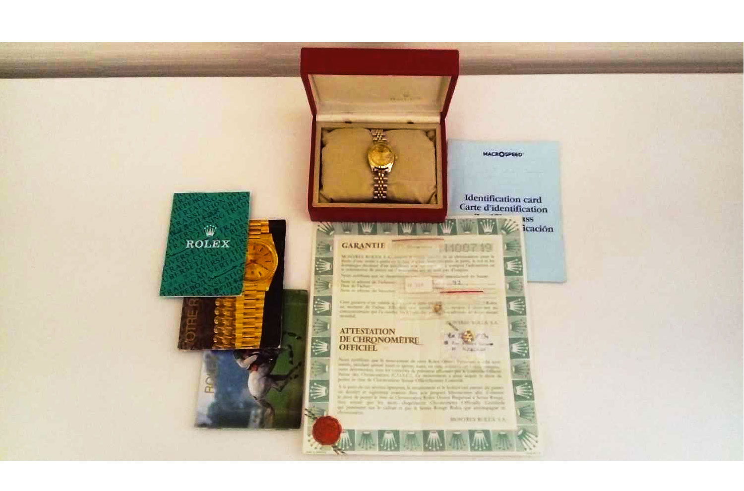 montre-rolex-datejust-diamand-documents.jpg