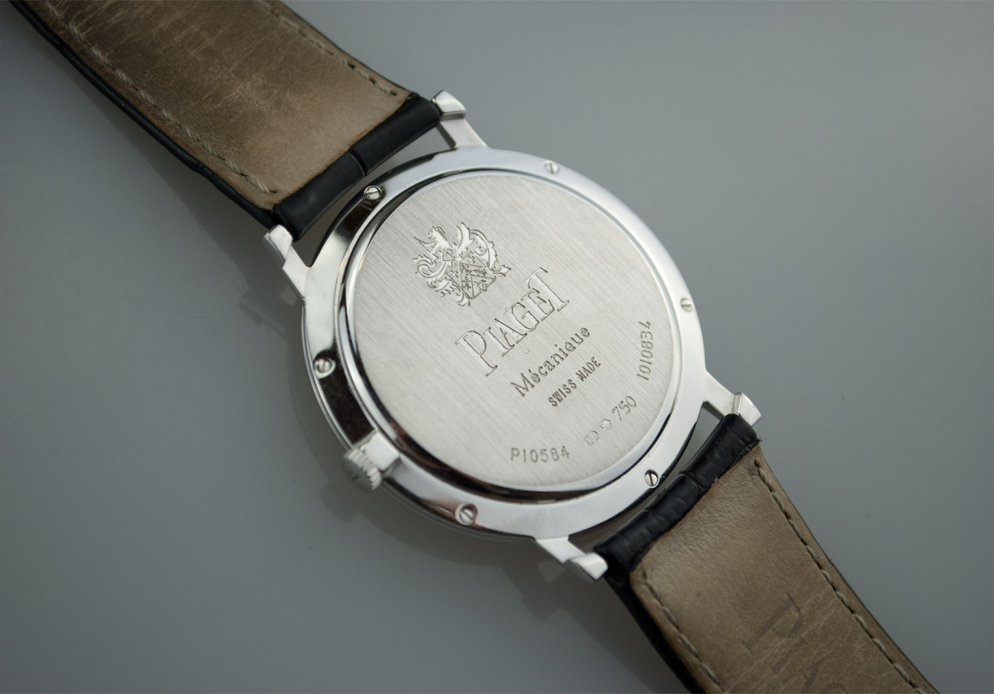 piaget-orblanc-2.jpg