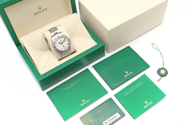 Explorer II – Image 3