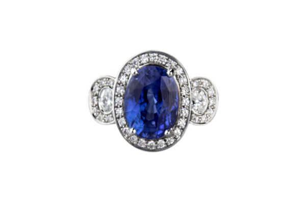 Saphir et diamants ovales