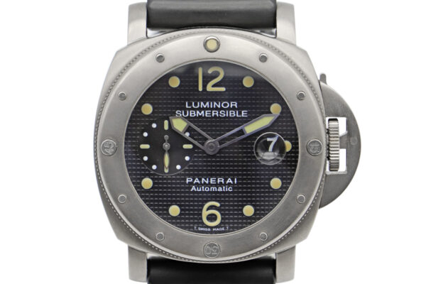 Luminor Submersible