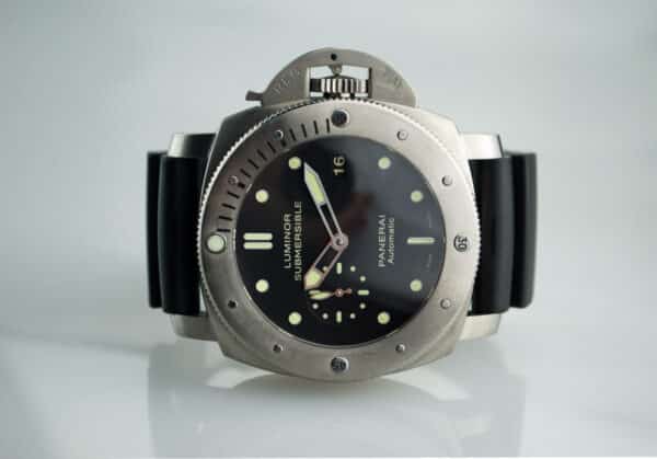 PAM 305 – Image 2