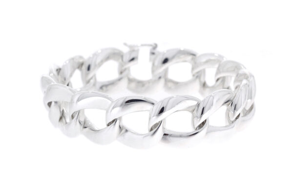 Maille