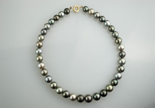 Collier en chute – Image 3