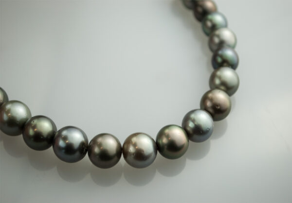 Collier en chute