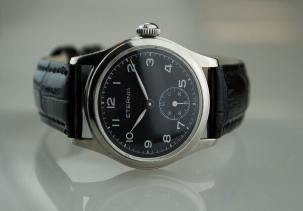 Montre Eterna