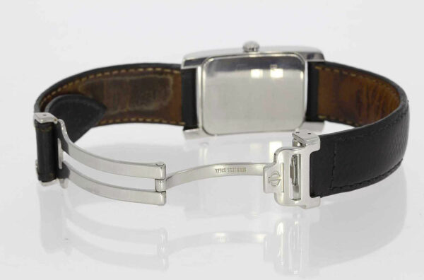 Hampton – Image 2