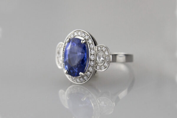 Saphir et diamants ovales